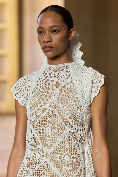 Look 91